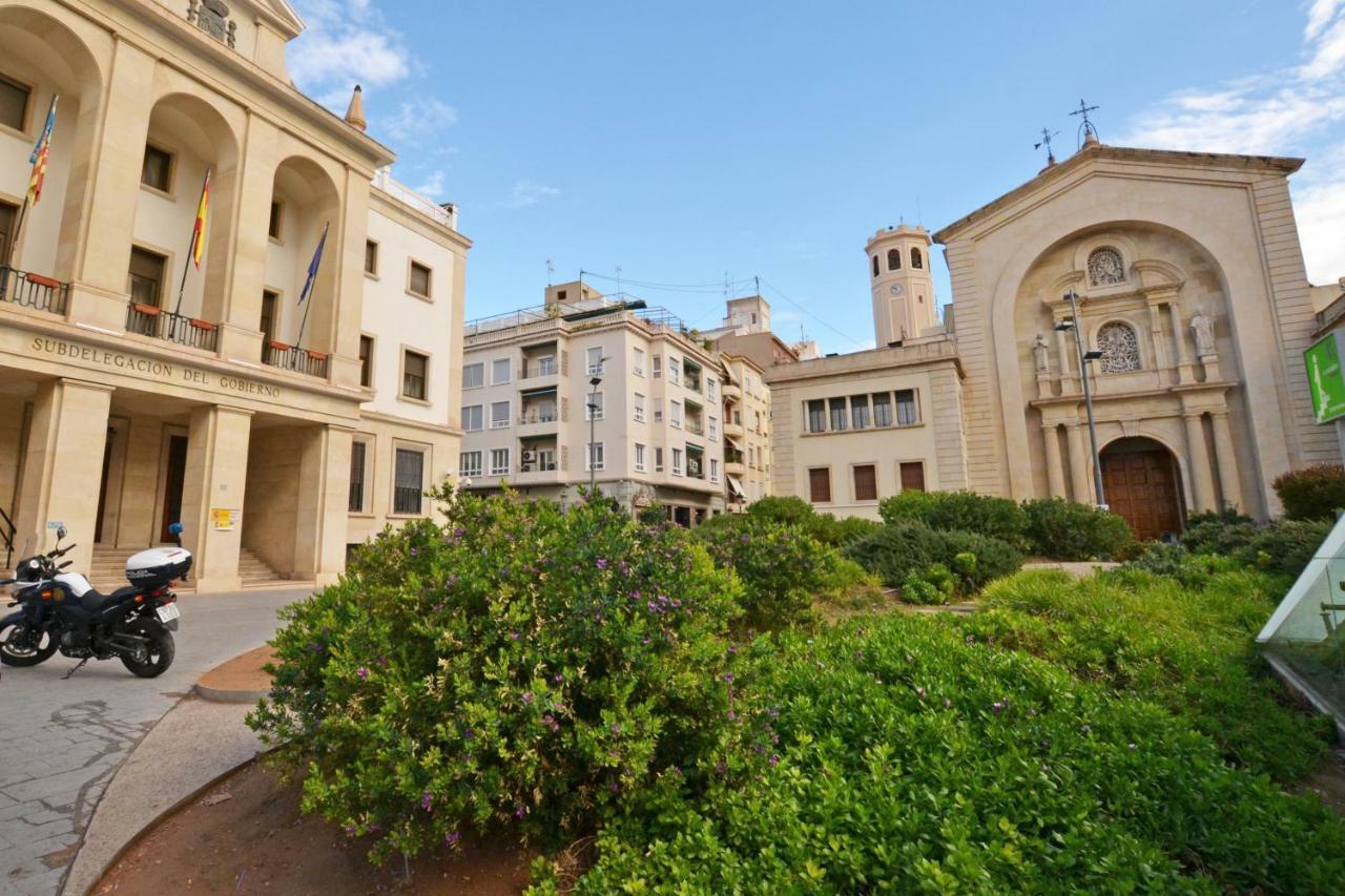 Apartmán Atico Colon 21 Alicante Exteriér fotografie